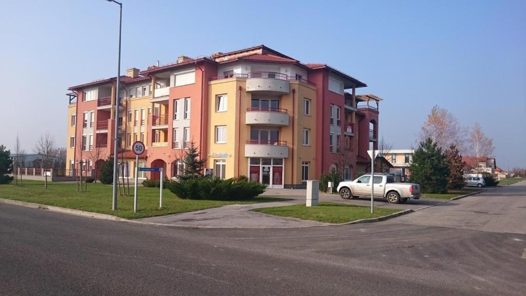Europa 20 Apartman Bük Zewnętrze zdjęcie